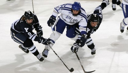 开云体育网站入口-中国足球发展战略缺乏前瞻布局，中国足球发展现状与对策